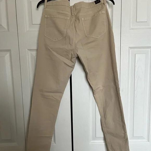 Angry Rabbit Nude Jeggings - Picture 2 of 3